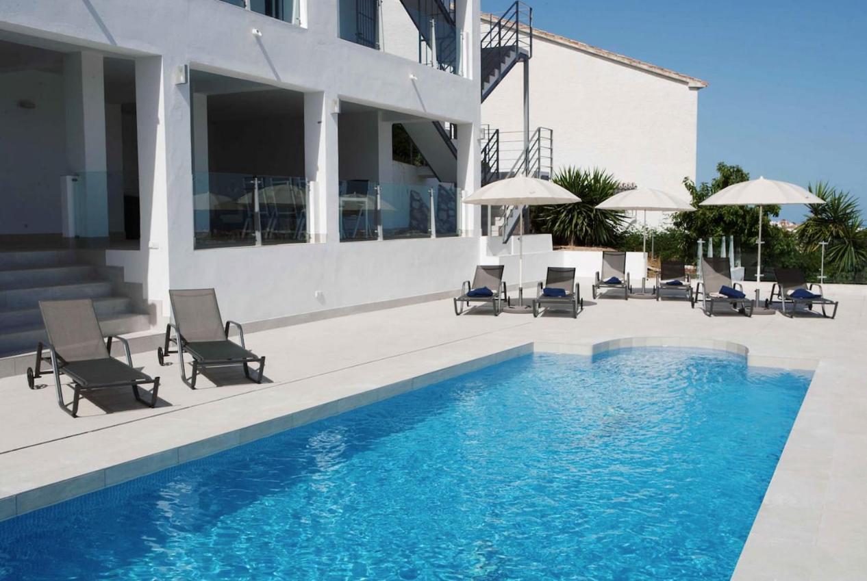 Luxury Villa With Heated Pool For 12 To 14 People Fuengirola Exterior foto