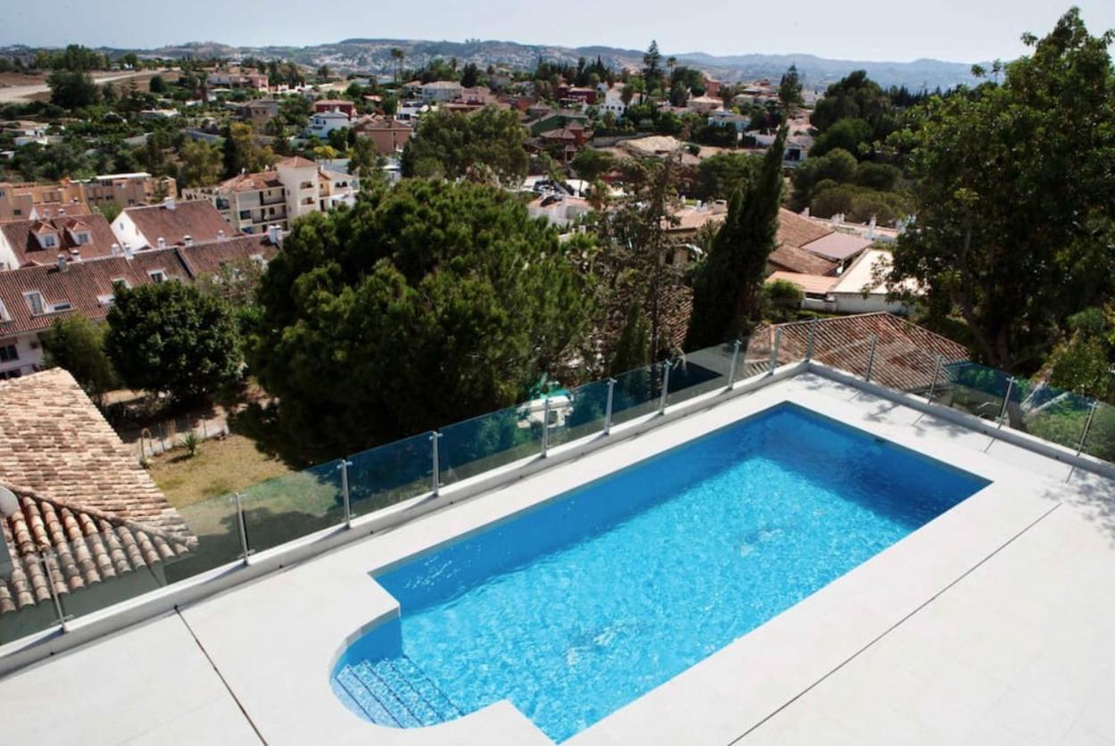 Luxury Villa With Heated Pool For 12 To 14 People Fuengirola Exterior foto