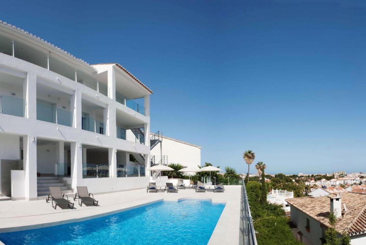 Luxury Villa With Heated Pool For 12 To 14 People Fuengirola Exterior foto